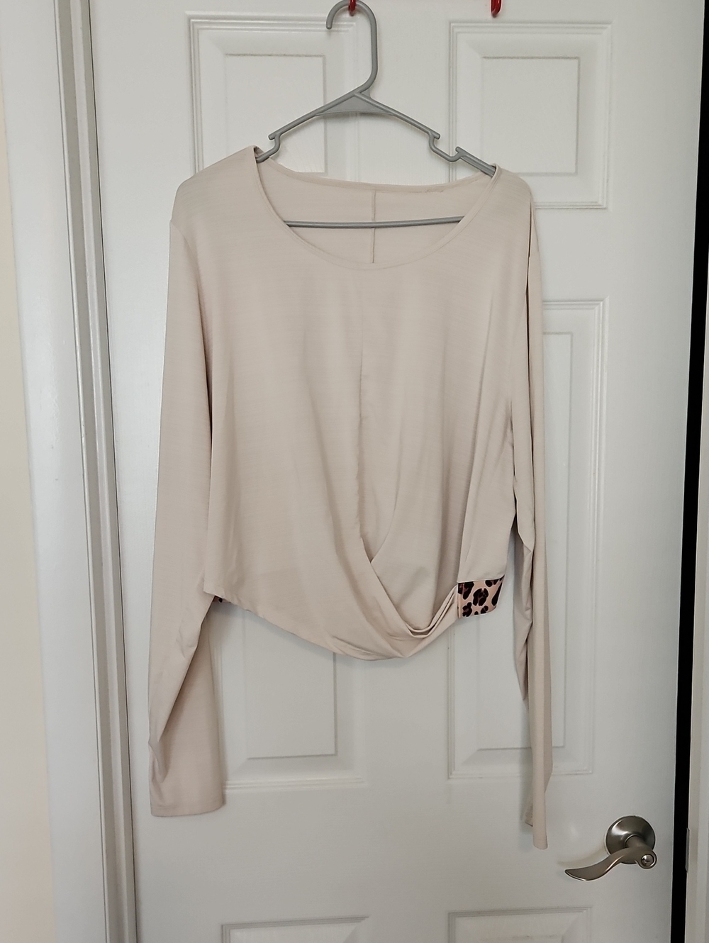 Fabletics Beige Long Sleeve Twist-Hem Top with Leopard Accent